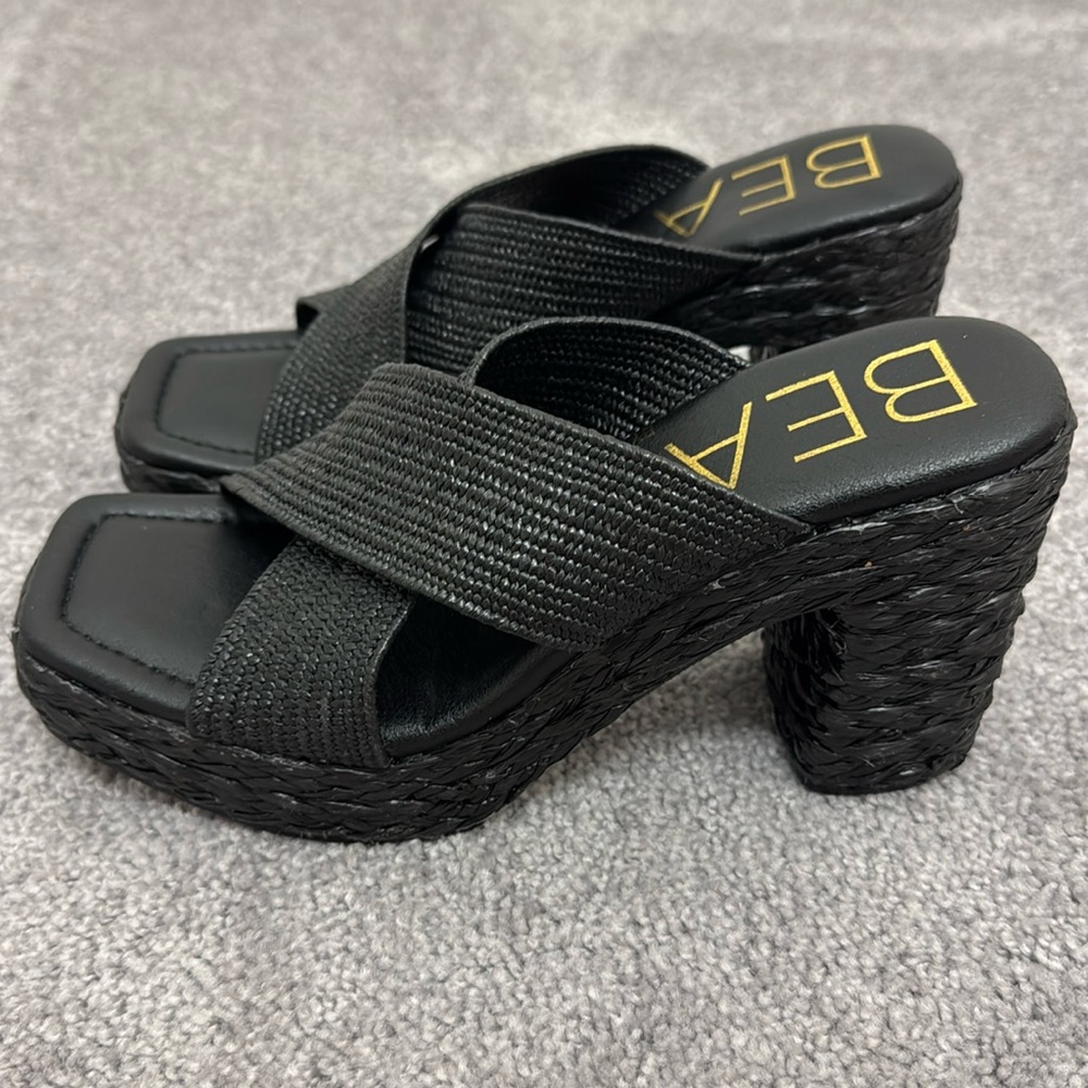 Beach by Matisse Caravan Sandal